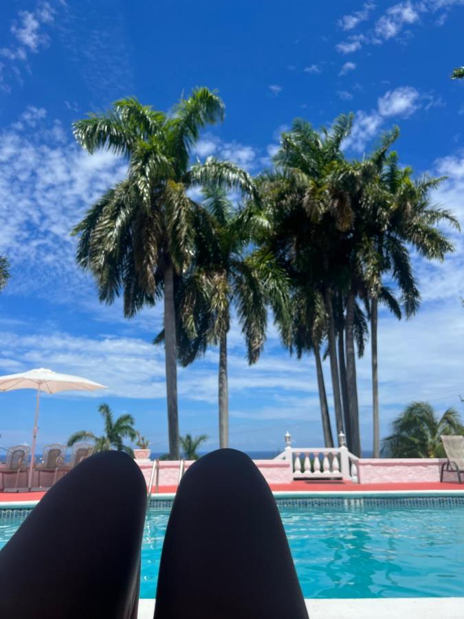 Peaceful Palms Montego Bay酒店 外观 照片