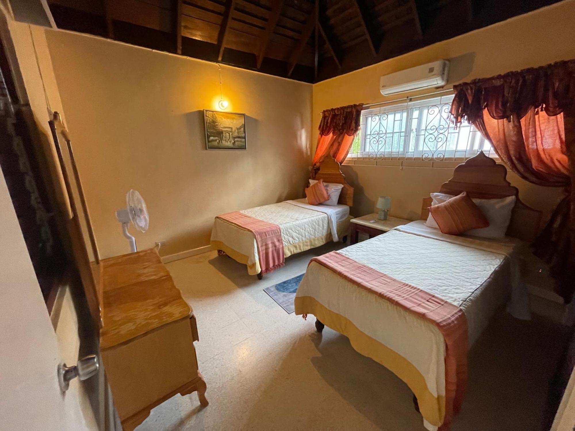 Peaceful Palms Montego Bay酒店 外观 照片